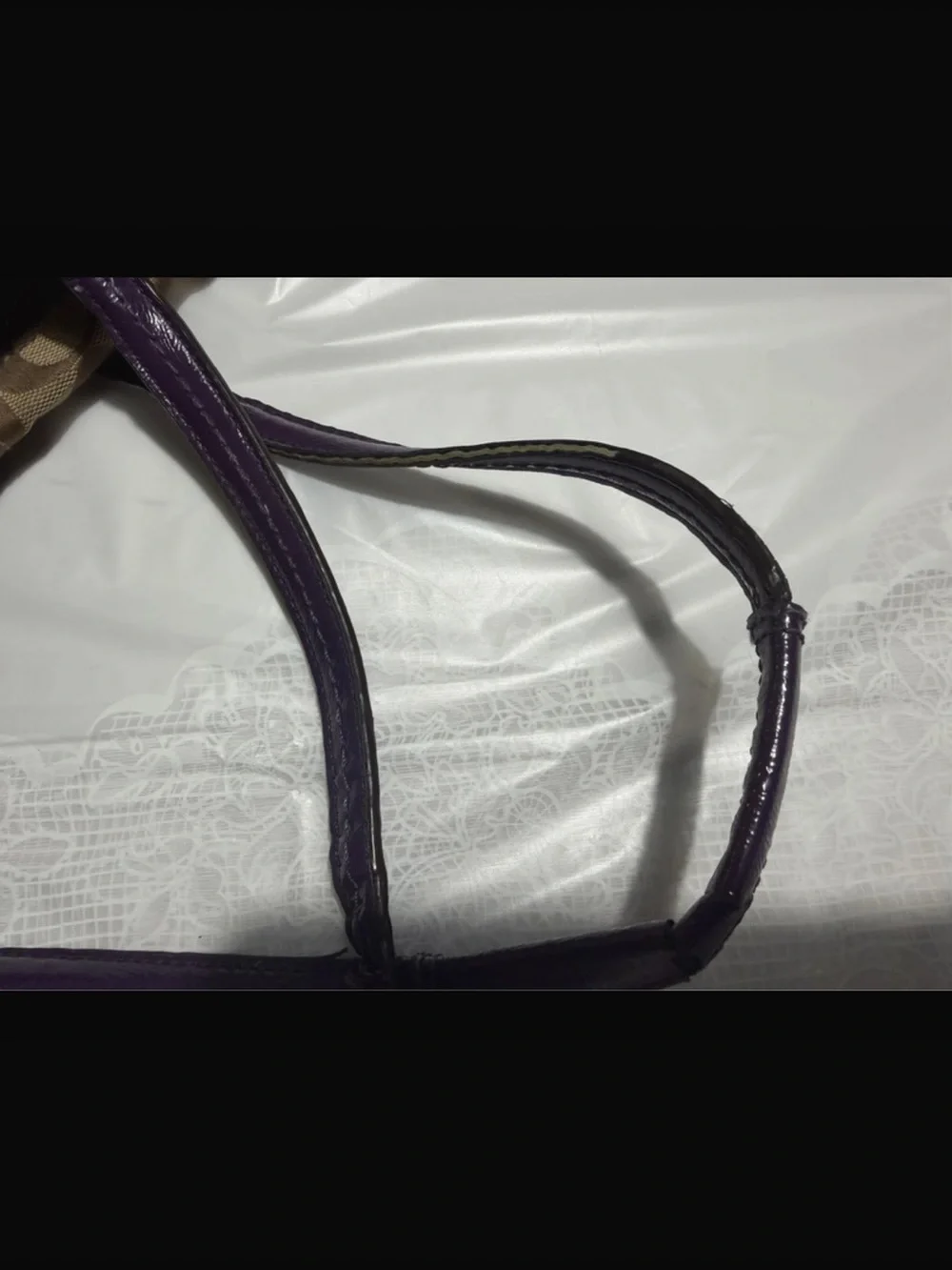 Coach tote signature